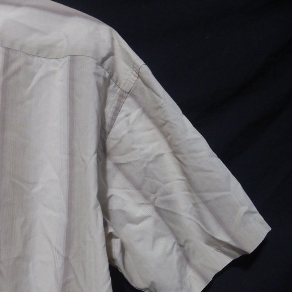VAN HEUSEN, large, striped short sleeve button down shirt with pocket, GUC - Picture 12 of 13
